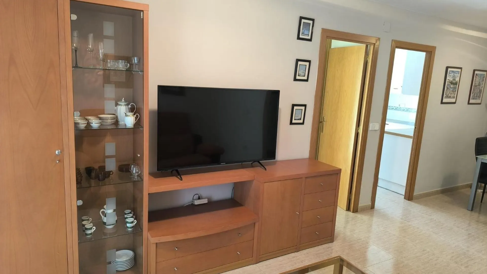Apartament En El Centro De Salou, Playa , Padel , Tenis Y Piscina, Complejo Larimar Hiszpania