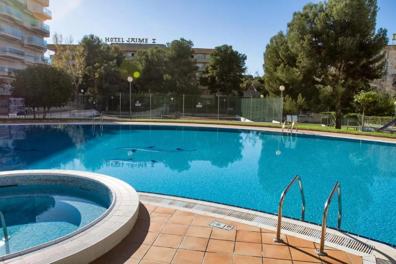 En El Centro De Salou, Playa , Padel , Tenis Y Piscina, Complejo Larimar